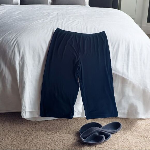Comfy Black Hipster Capri PJ, Lounge Pants l XL l GUC - Picture 1 of 10
